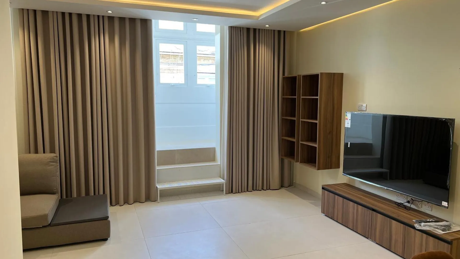 Superb 3 Bedroom Apartment In Gzira Promenade 0*,  Malta